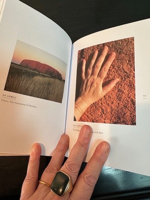 Ausschnitt aus der Taschenbuchausgabe von Patti Smith A Book Of Days.