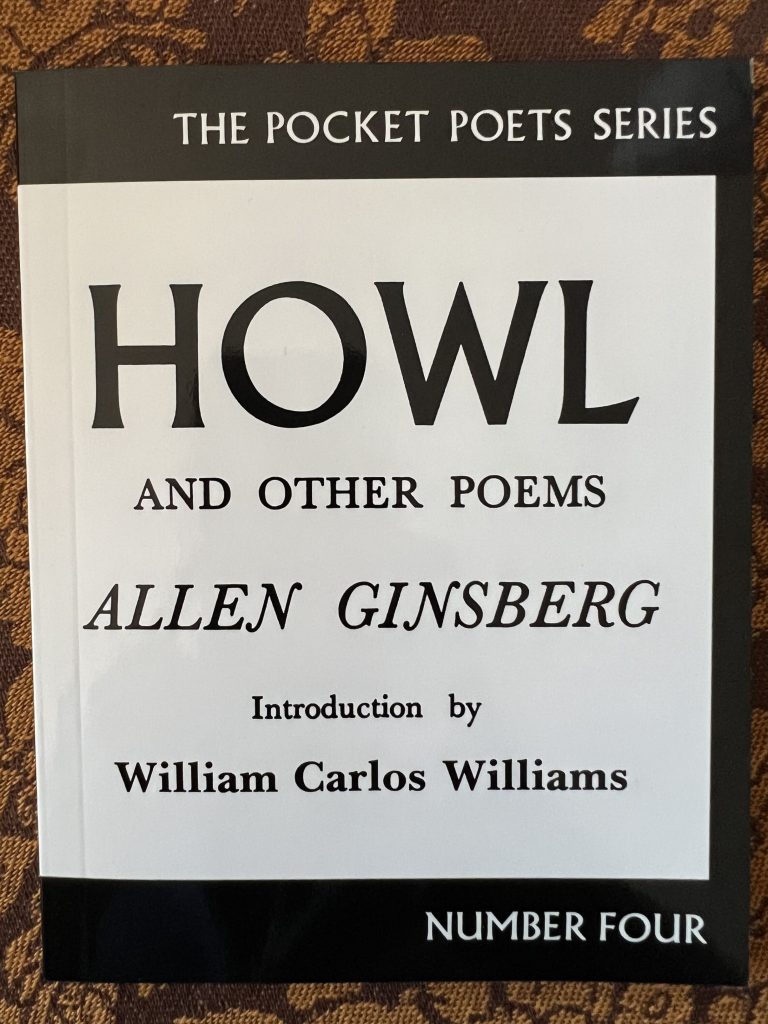 FOOTNOTE TO HOWL von Allen Ginsberg, welches Patti Smith in der Jahrhunderthalle Frankfurt in 2022 rezitierte