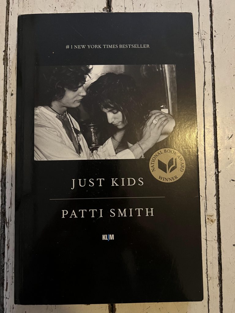 Patti Smith Buch Just Kids, Buchdeckel Vorderseite der dänischen Ausgabe