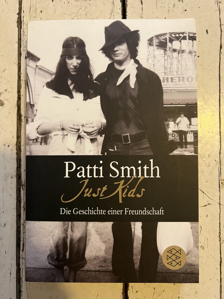 Patti Smith Buch Just Kids, Buchdeckel Vorderseite der deutschen Ausgabe