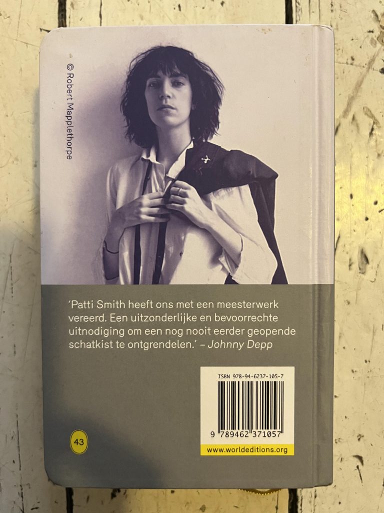 Patti Smith Buch Just Kids, Buchdeckel Rückseite der niederländischen Ausgabe