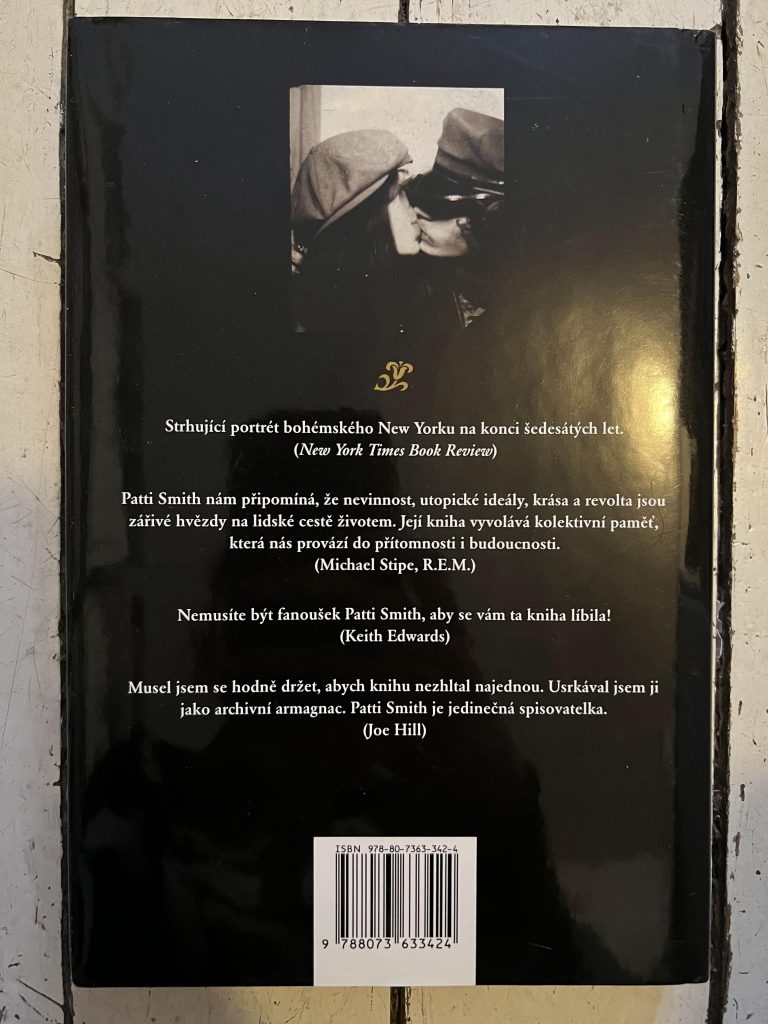 Patti Smith Buch Just Kids, Buchdeckel Rückseite der tschechischen Ausgabe