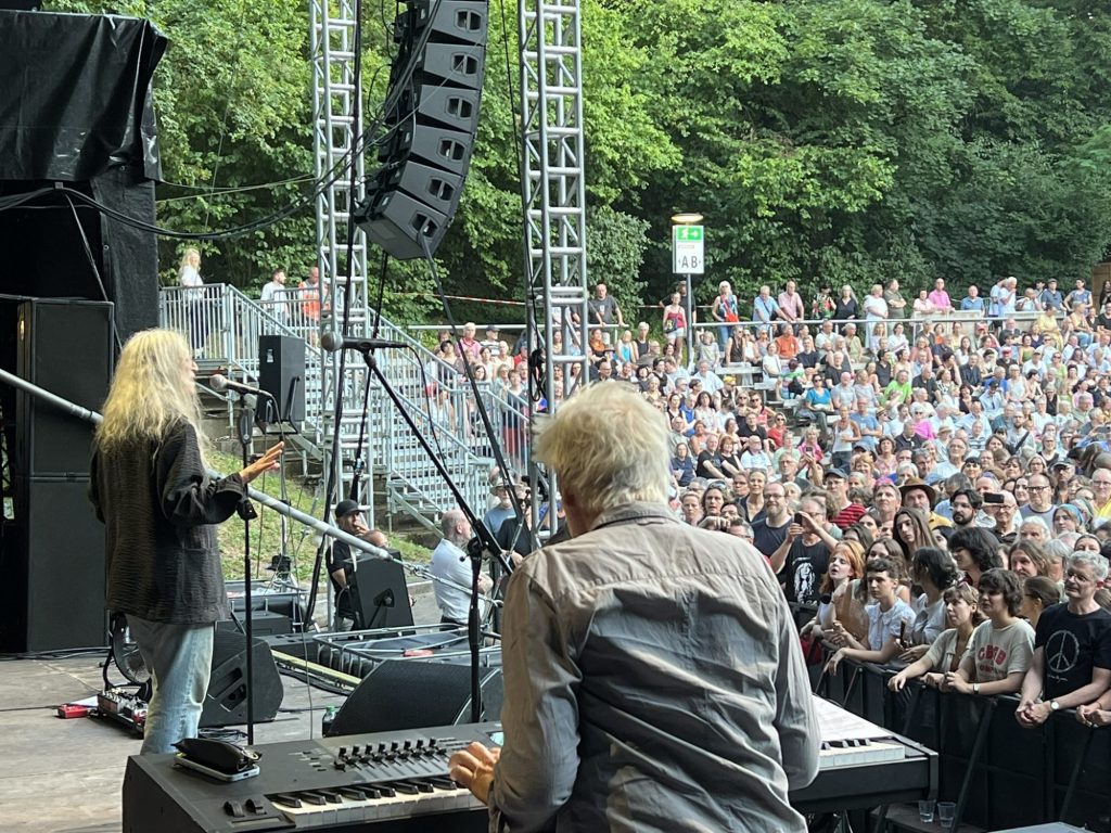 Mit Patti Smith on Europe-Tour. Patti Smith Quartet on Stage in Stuttgart
