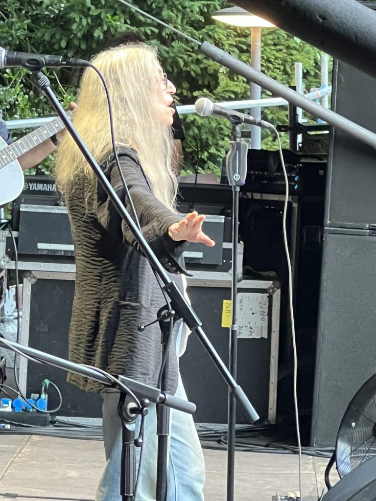 Mit Patti Smith on Europe-Tour. Patti Smith Quartet on Stage in Stuttgart