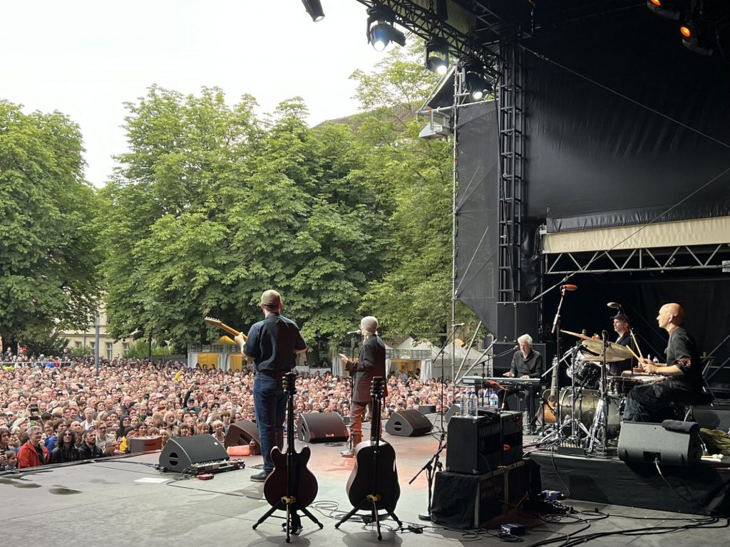 Mit Patti Smith on Europe-Tour. Patti Smith Quartet on Stage in Berlin