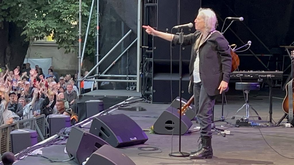 Mit Patti Smith on Europe-Tour. Patti Smith Quartet on Stage in Berlin