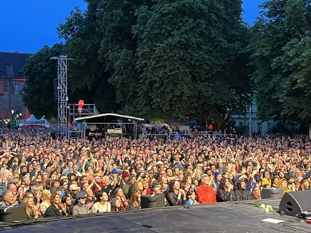 Mit Patti Smith on Europe-Tour. Patti Smith Quartet on Stage in Berlin