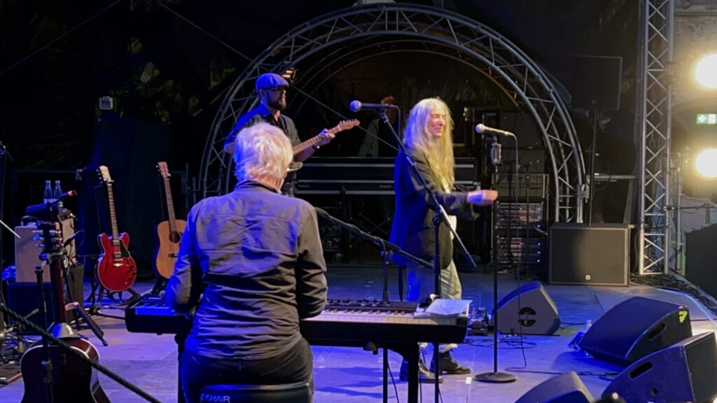 Mit Patti Smith on Europe-Tour. Patti Smith Quartet on Stage in Kulmbach