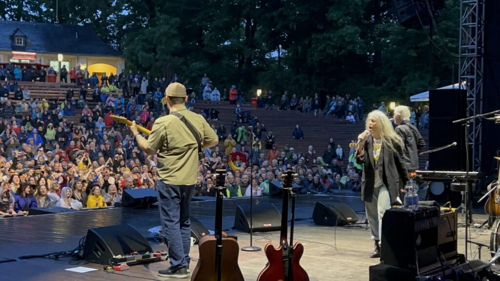 Mit Patti Smith on Europe-Tour. Patti Smith Quartet on Stage in Dresden