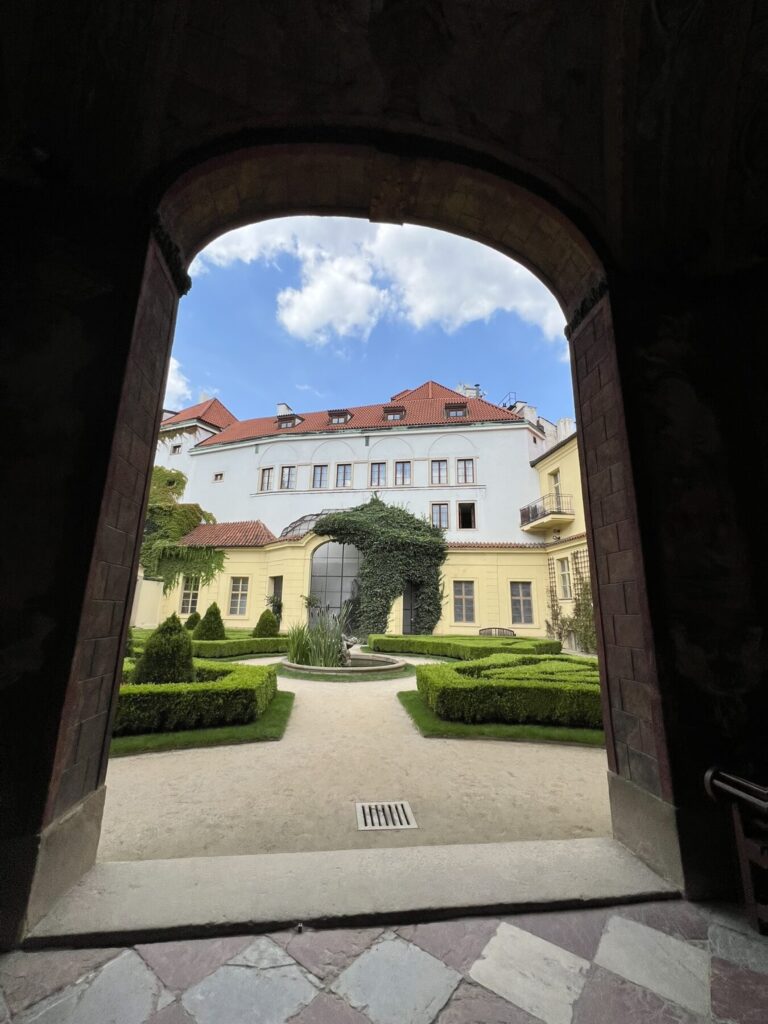 Mit Patti Smith on Europe-Tour in Prag. Impressionen aus der Stadt, zwischen Gassen, Türmen und Geschichten