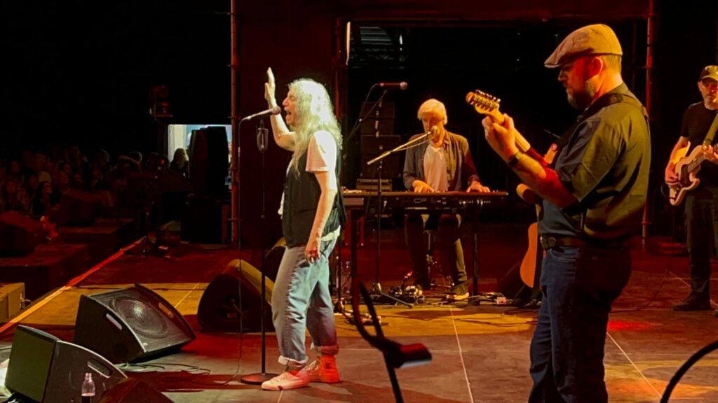 Mit Patti Smith on Europe-Tour. Patti Smith Quartet on Stage in Munich