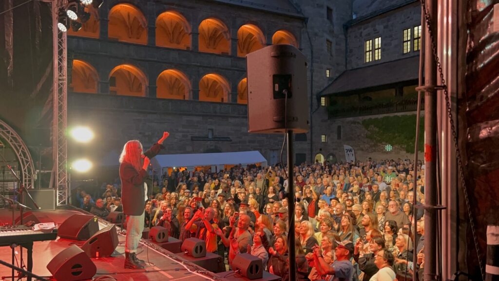 Mit Patti Smith on Europe-Tour. Patti Smith Quartet on Stage in Kulmbach
