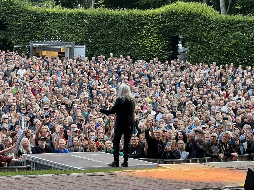 Mit Patti Smith on Europe-Tour. Patti Smith Quartet on Stage in Hamburg