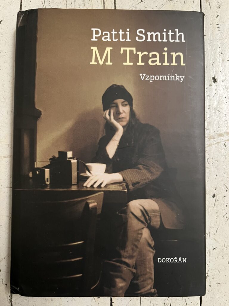 MTrain von Patti Smith: tschechische Ausgabe